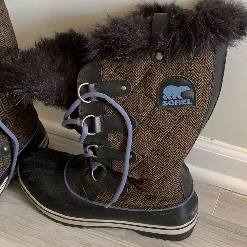 Sorel women’s snow boot